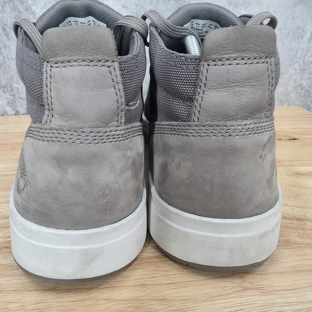 Timberland Davis Square Chukka Boots Mens 11.5 Gray Suede Lace Up Shoes A1SES*
